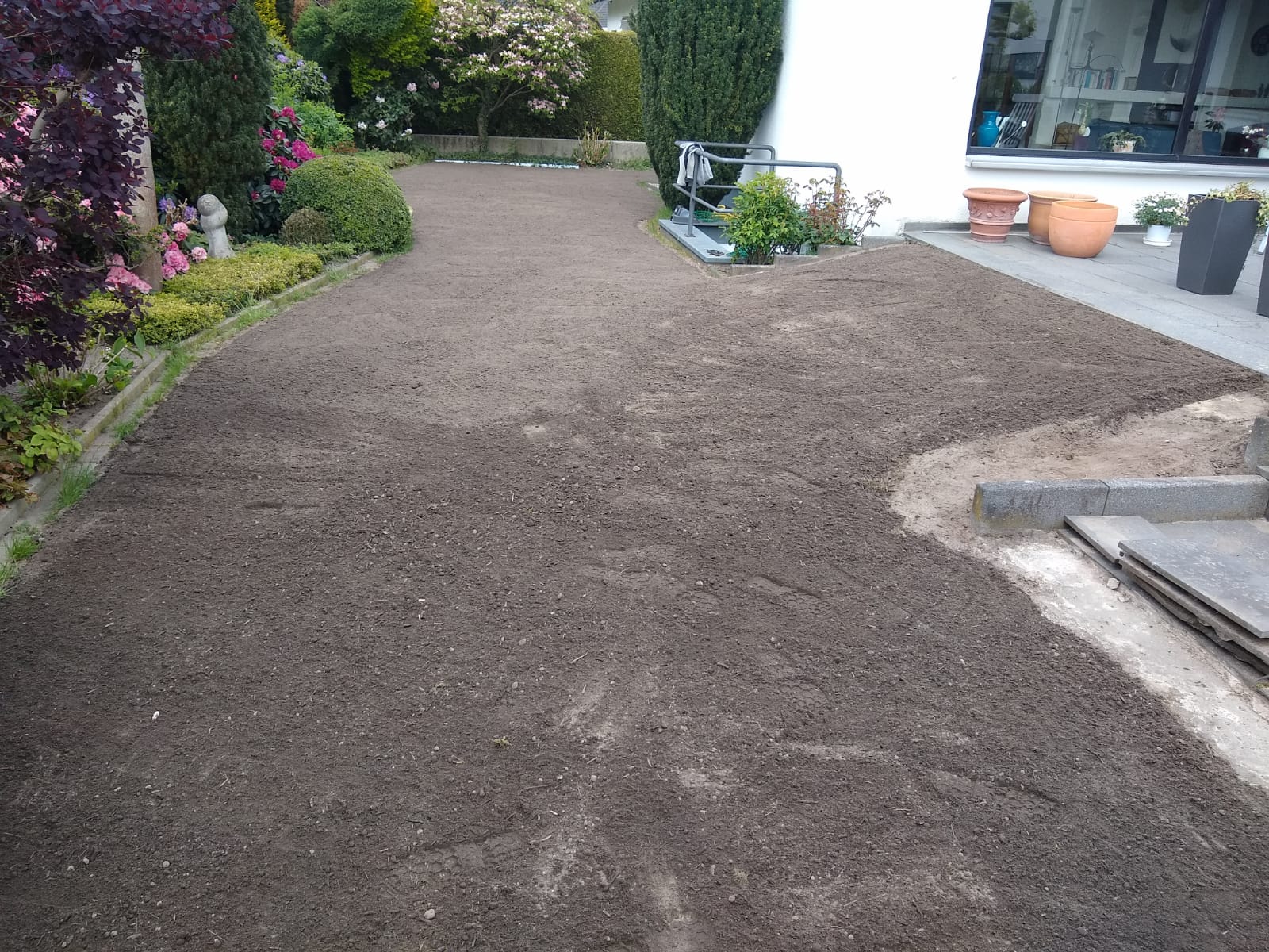 Die perfekte Rasenanlage in nur 7 Schritten Gartenbau Heise